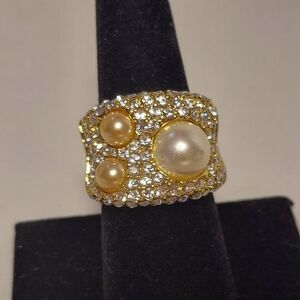 Camille Lucie Cocktail Ring Sz 8.25 Thick Faux Pearls Signed Estate Jewelry EUC